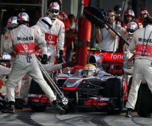 пазл Льюис Хэмилтон - McLaren - Suzuka 2010